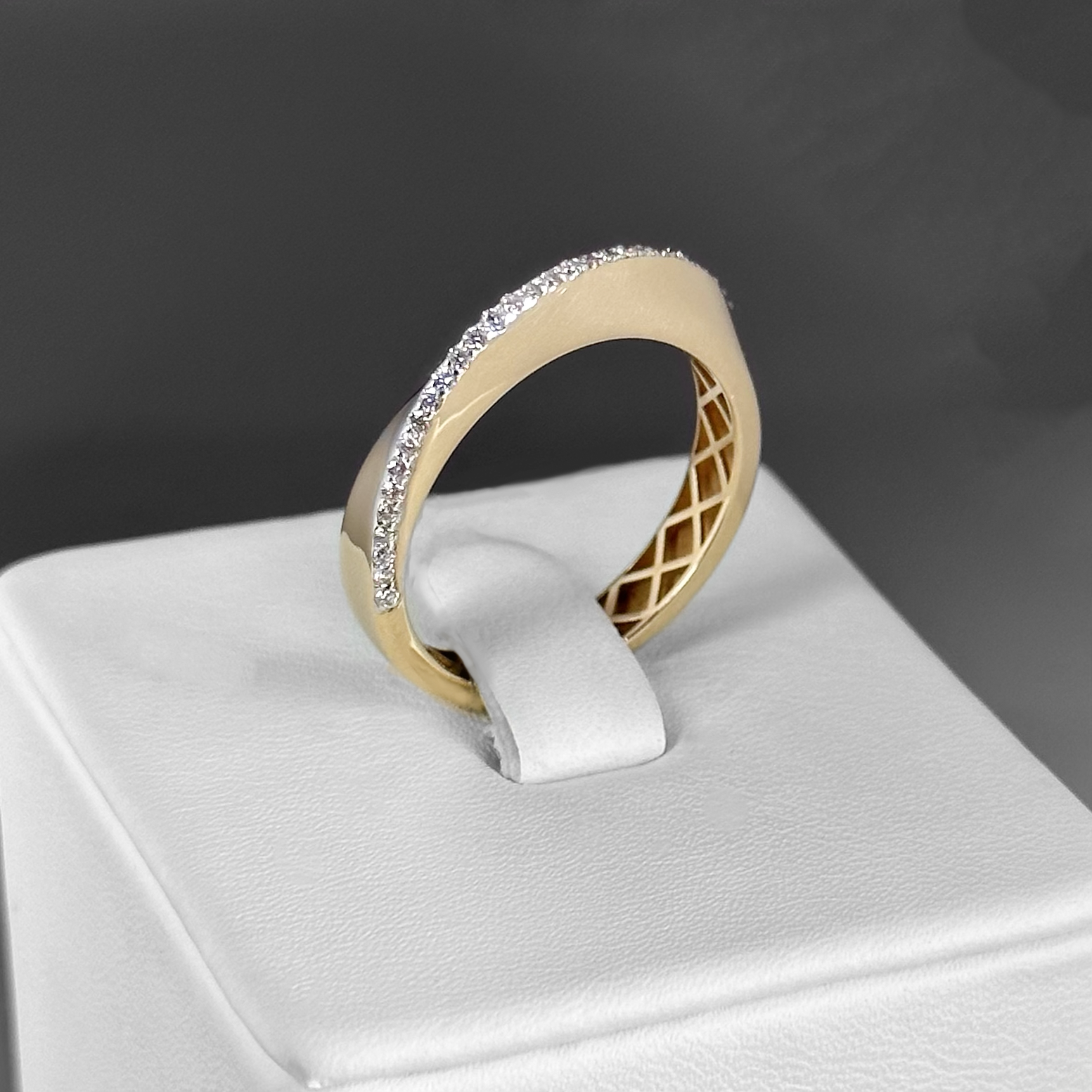 Кольцо 0101585