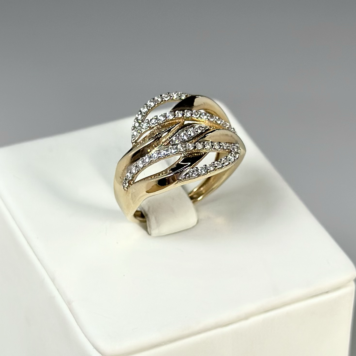 Кольцо ЛКМ-038