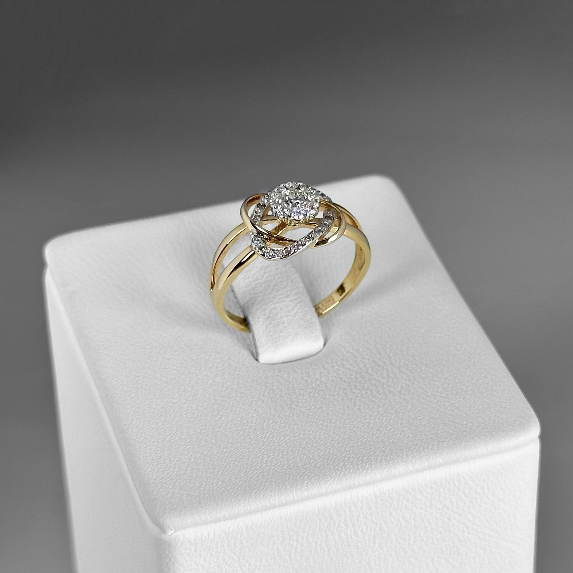 Кольцо Т131015107