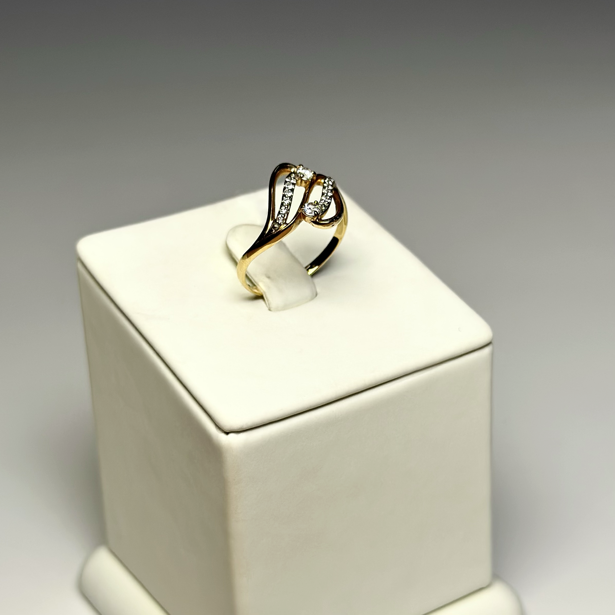 Кольцо Т142014631