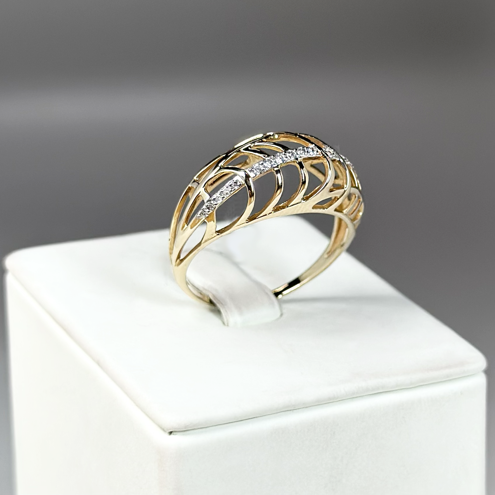 Кольцо Т142014572