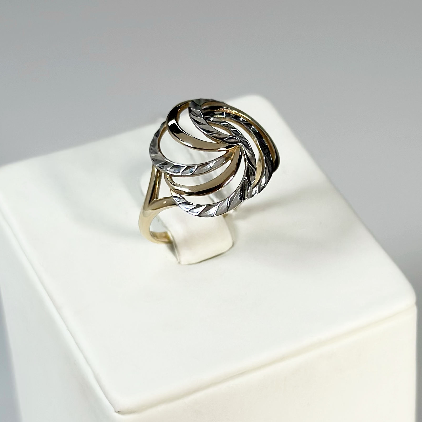 Кольцо К1201782