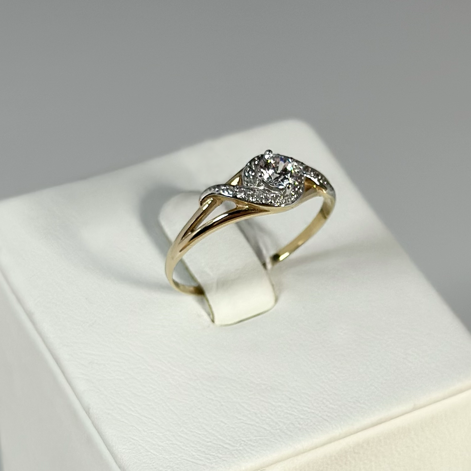 Кольцо Т142015598