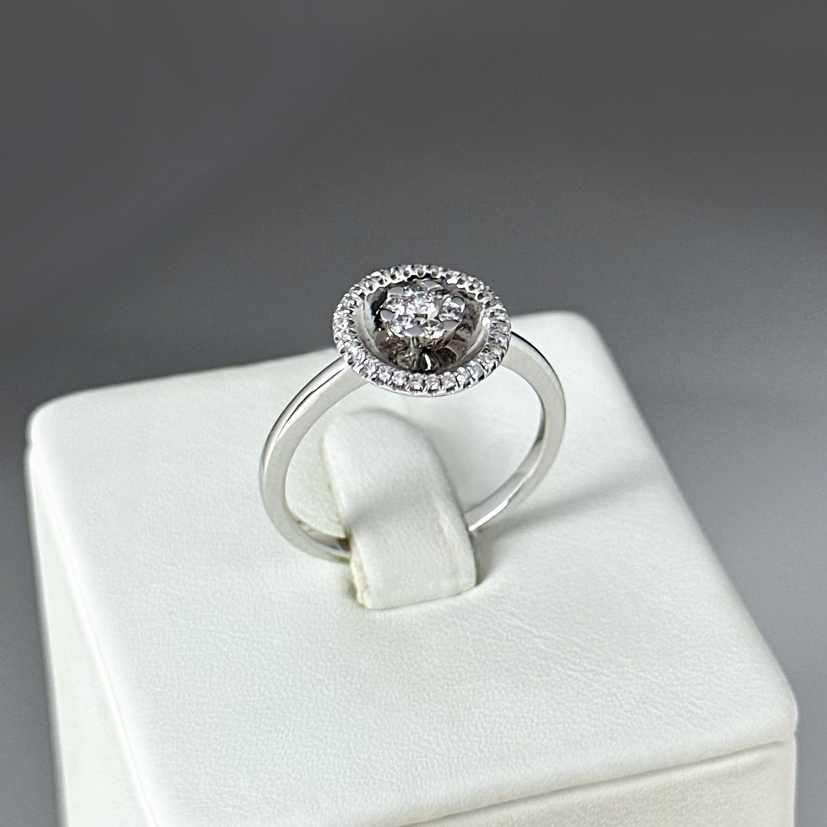 Кольцо 3352307