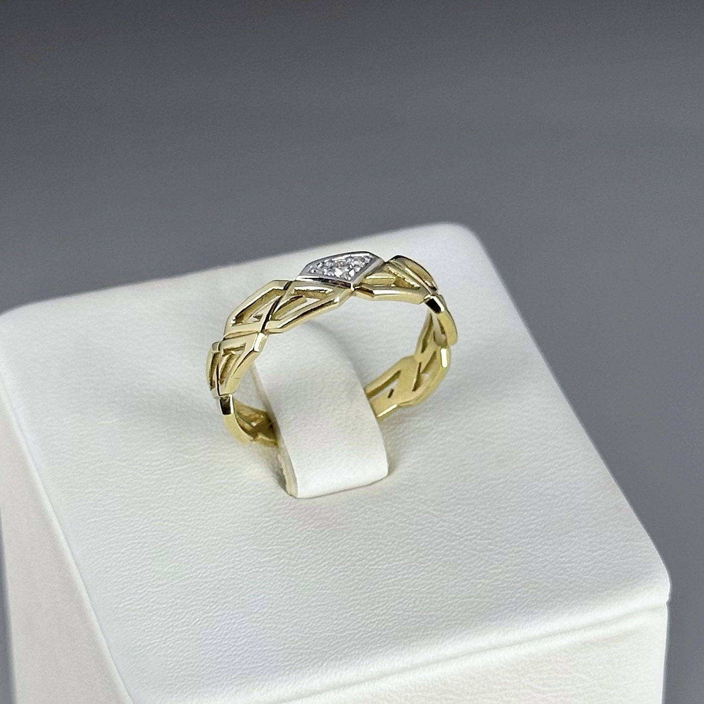 Кольцо 9101518