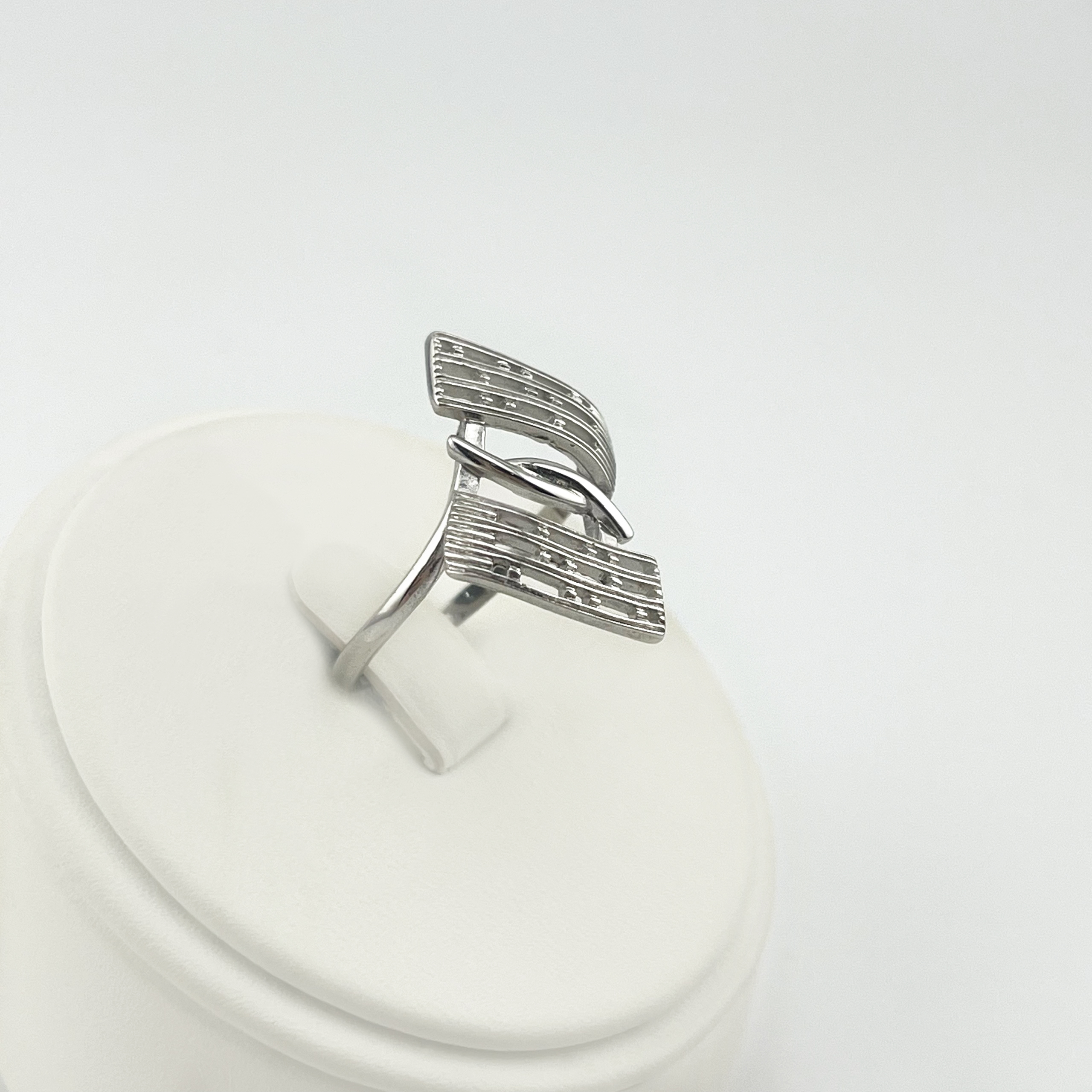 Кольцо 821435с