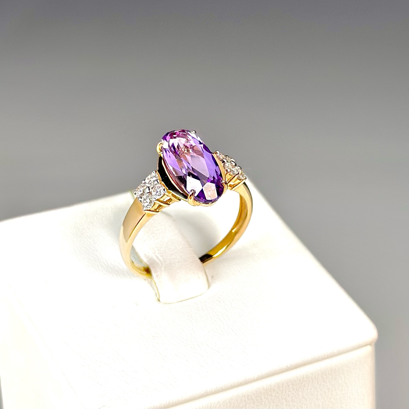 Кольцо 10390647