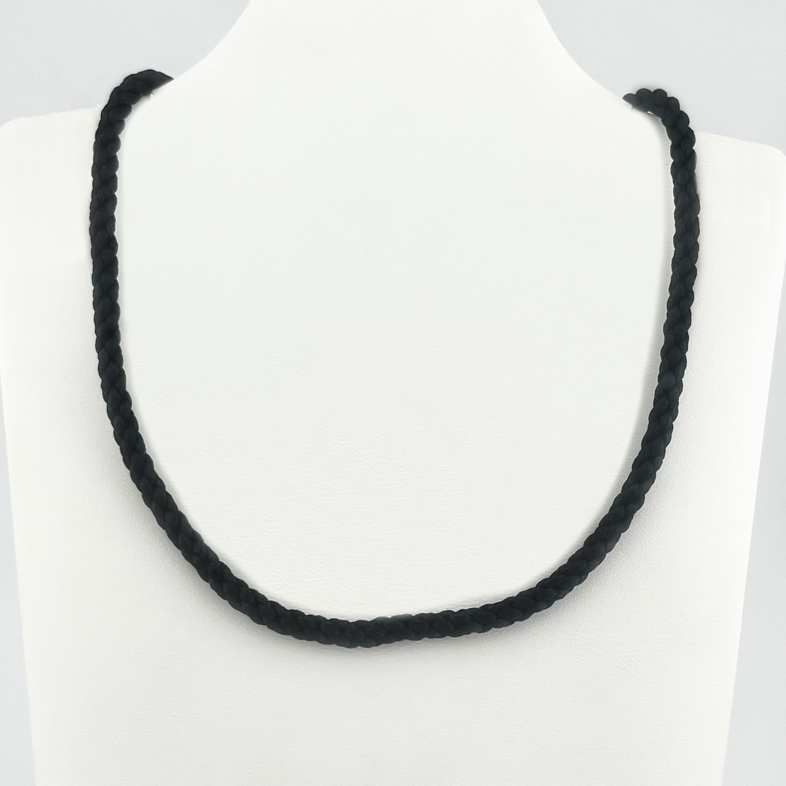 Колье Гайтан 03 черный