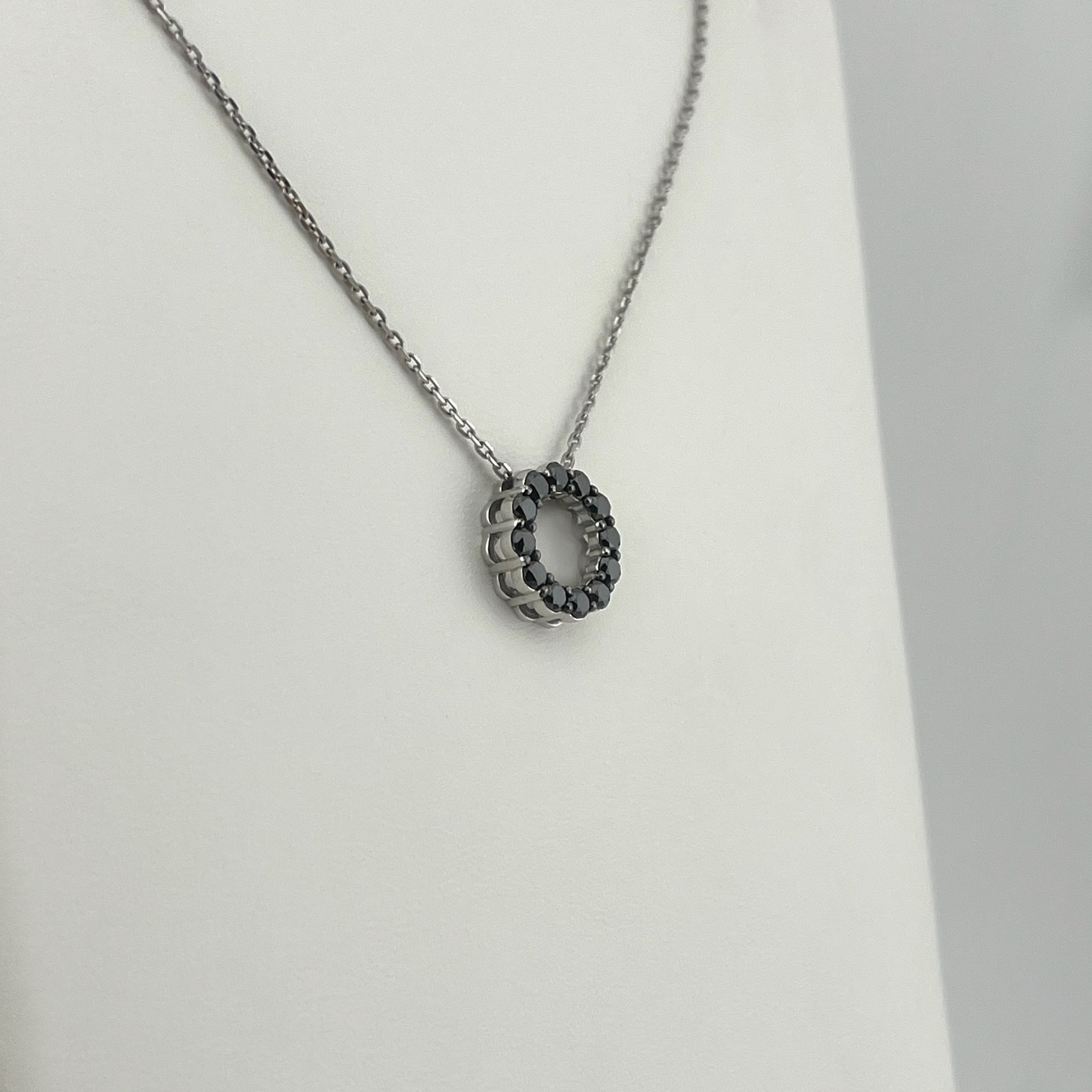 Колье 8-779-210