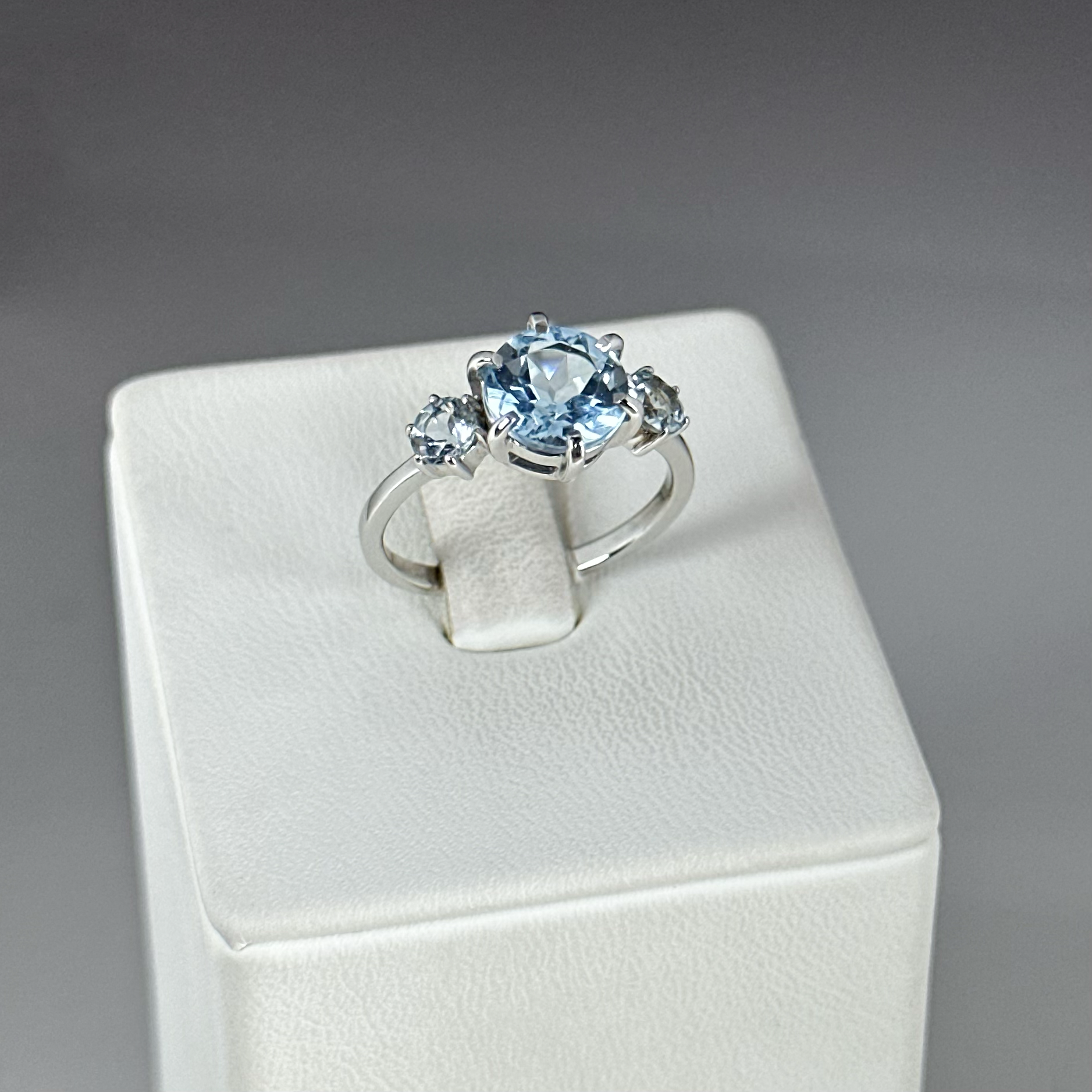 Кольцо 1323509