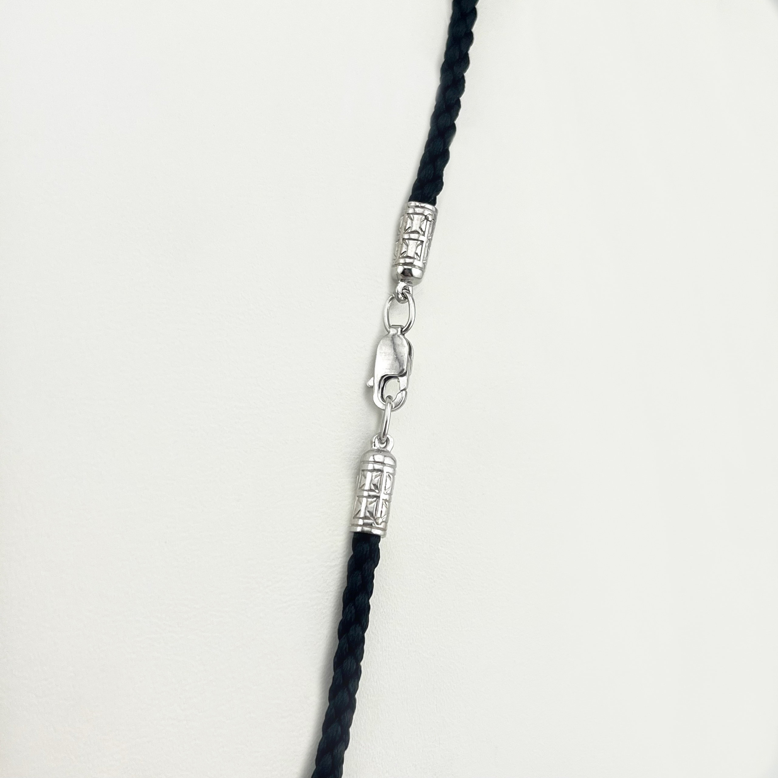 Колье Гайтан 02 черный