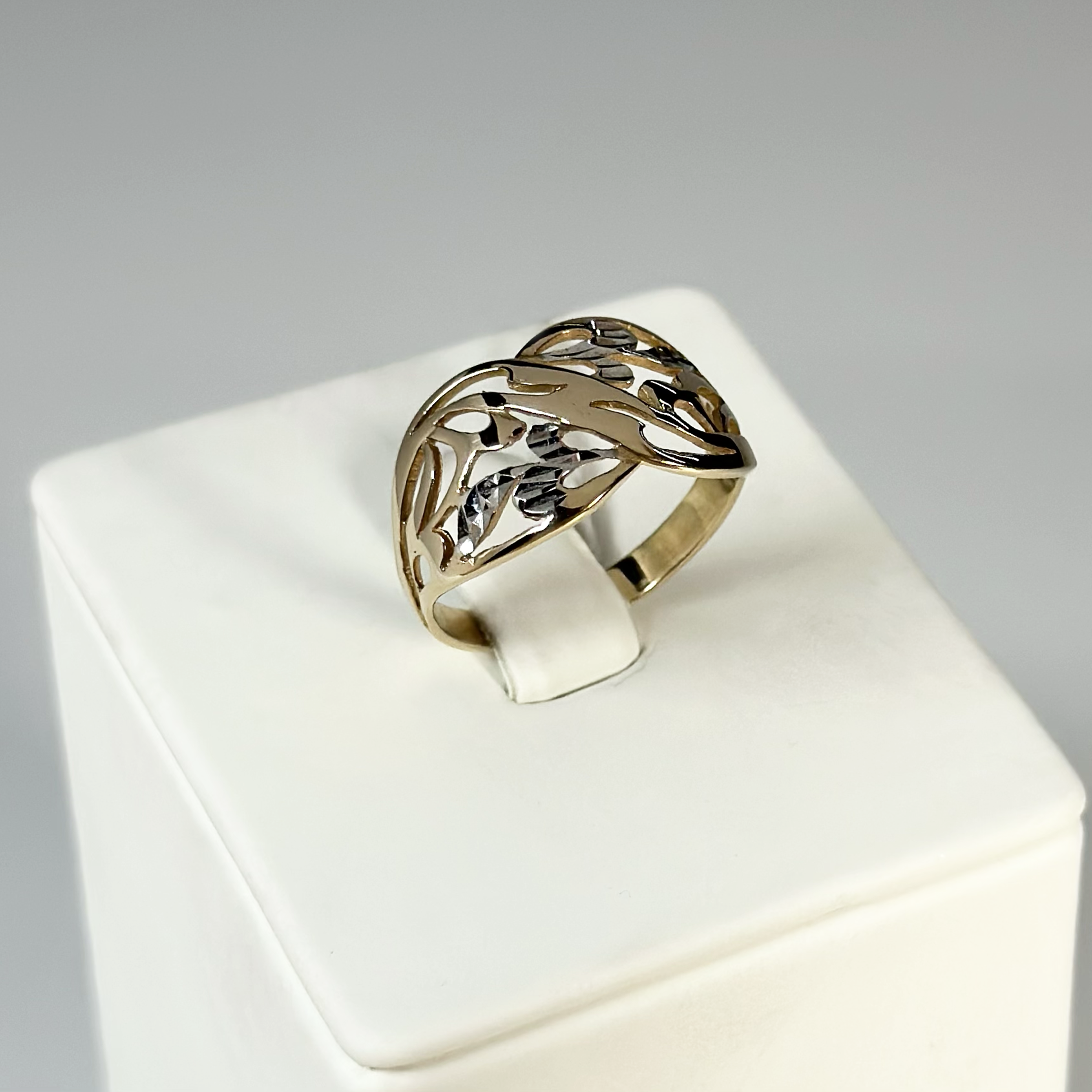 Кольцо А 012016